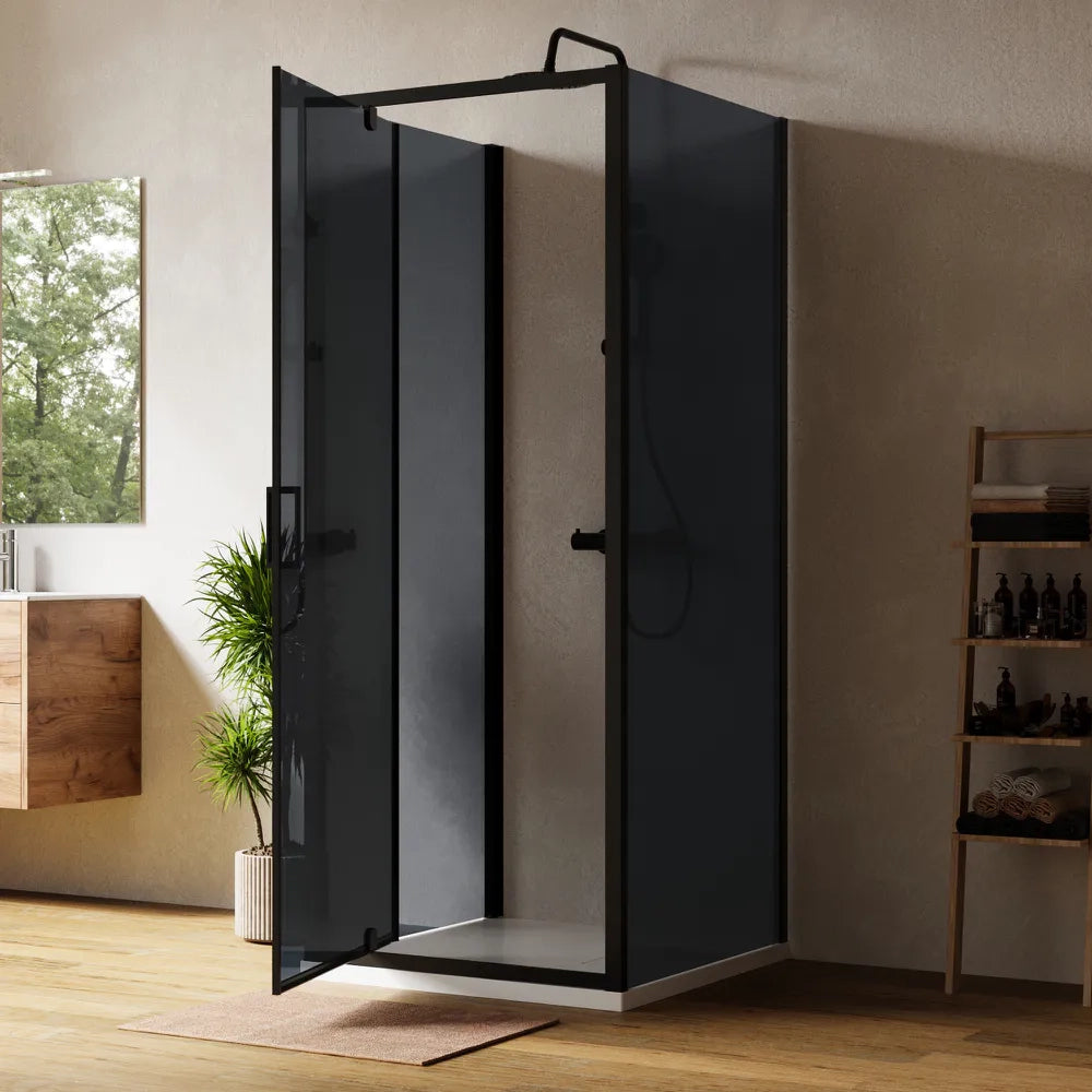 Box doccia tre lati 80x80x80cm con porta battente profili nero opaco e vetro 6mm fumè h185 | Madagascar