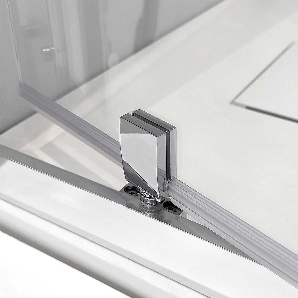 Box doccia angolare 90x80 con porta battente in vetro temperato trasparente e profili cromo Ted