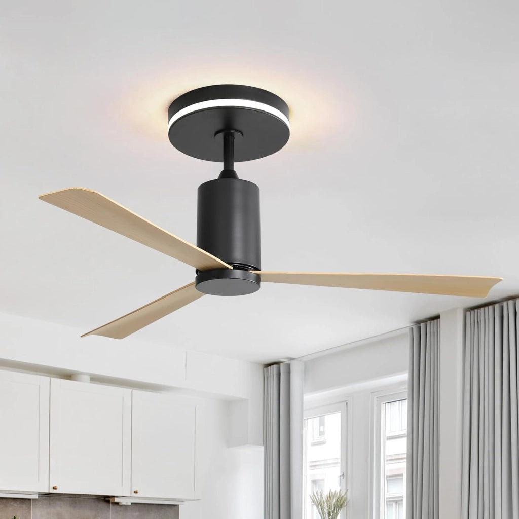 Ventilatore da soffitto 132 cm con luce e telecomando; motore DC reversibile; 6 velocità; 3 pale in ABS; nero