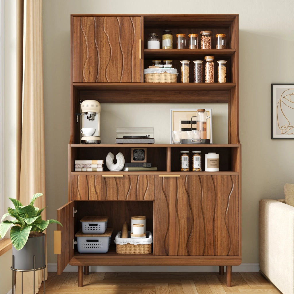Sideboard alto con 1 cassetto, ante e ripiani aperti. Mobile contenitore in MDF e truciolato con piedi in legno massello