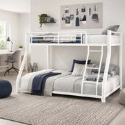 Letto a castello 90 × 190 cm e 140 × 190 cm in ferro bianco con scala sponde rialzate e rete a doghe