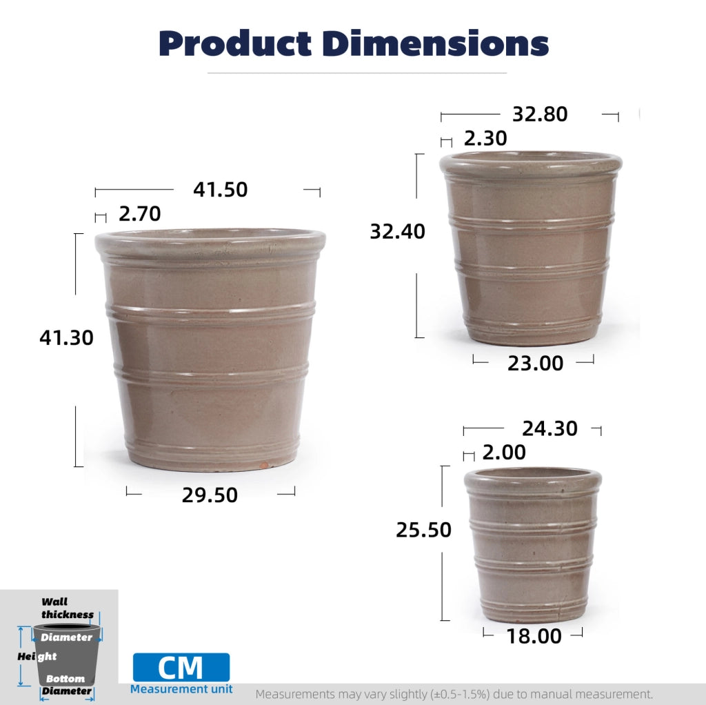 Vaso da Fioriera in Ceramica Fatto a Mano Ø 24 cm, Taupe Brillante con Rilievi Orizzontali, Traspirante e Resistente al Gelo, con Fori di Drenaggio