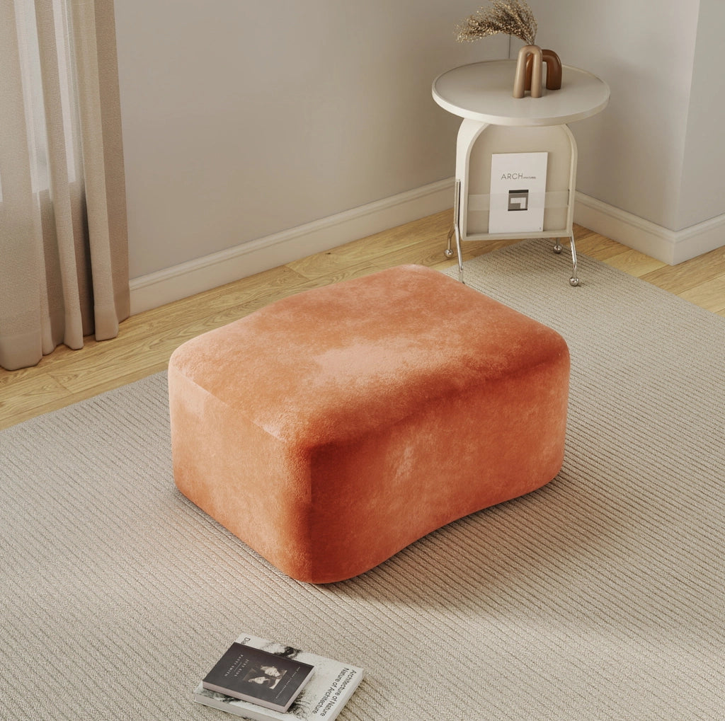 Pouf in velluto arancione DESMIU per soggiorno