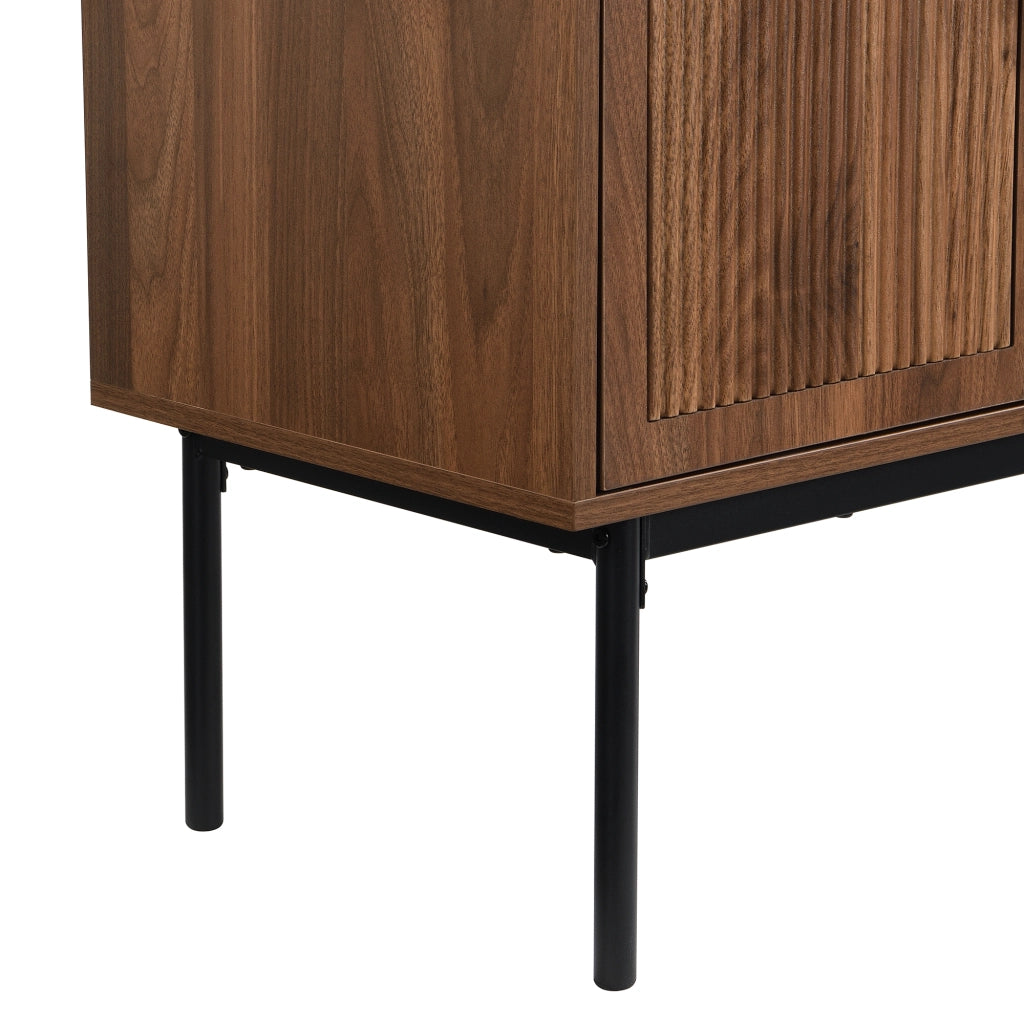 Credenza a 4 ante in MDF con effetto noce e rattan naturale per soggiorno ingresso 140 × 40 × 80 cm