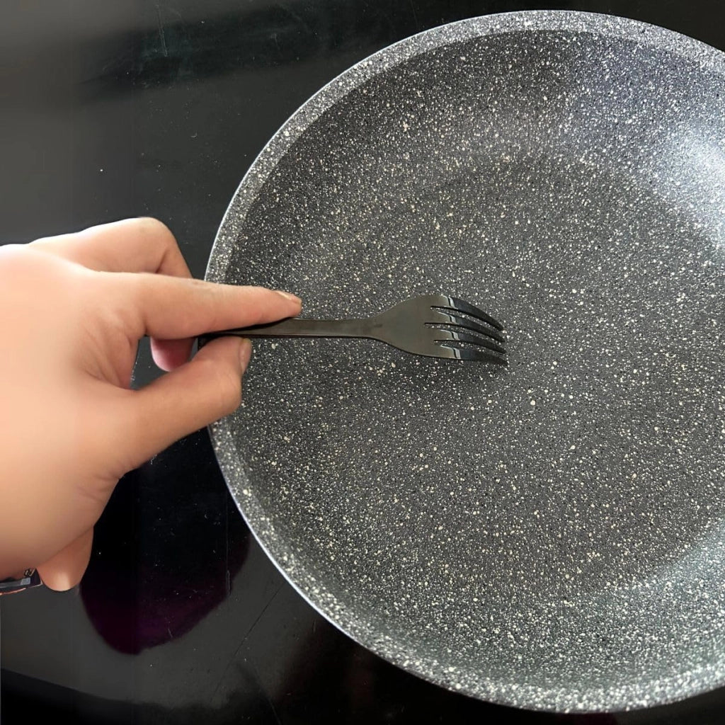 Padella Antiaderente Pietra 20 cm Antigraffio CUORE DI PIETRA Accademia Mugnano