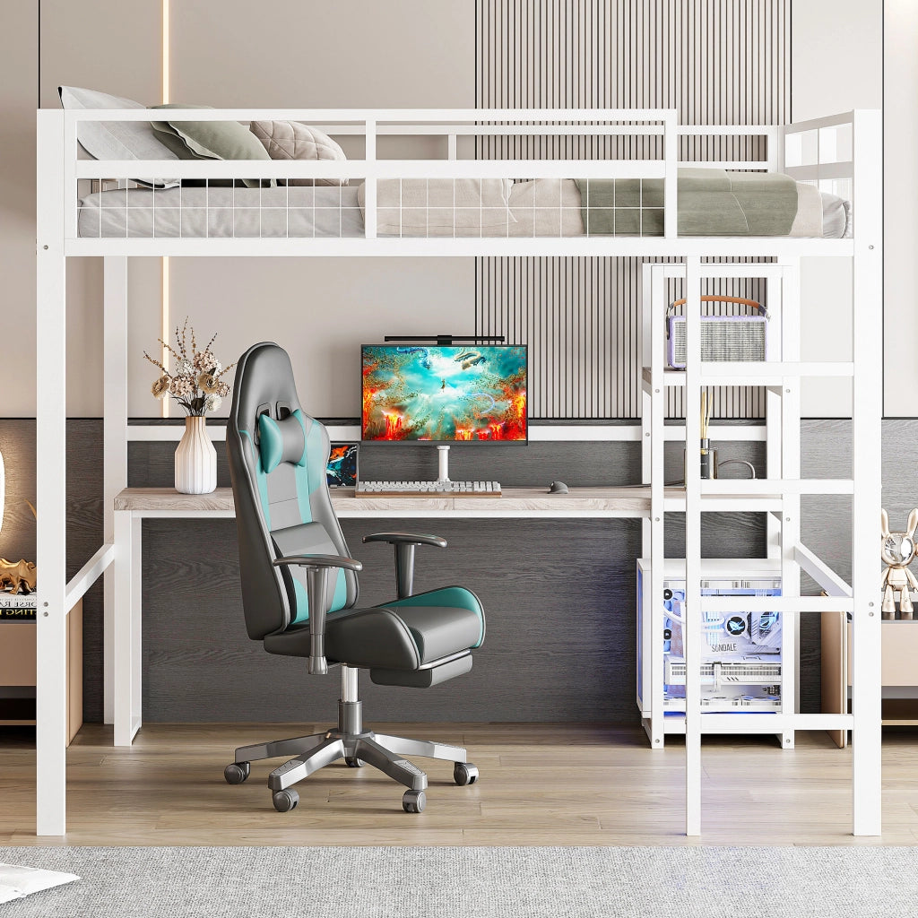 Letto a soppalco 140 × 200 cm con scrivania prese USB e type-c in metallo bianco ripiani scala e sponde