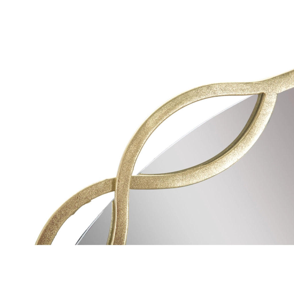 Specchio da parete Eleonor con cornice dorata scultorea