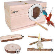 Nido per piccoli uccelli in legno con design trasparente