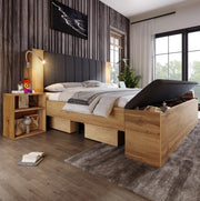 Letto matrimoniale 160x200 cm in legno con testiera reclinabile in lino, comodini, panca contenitore e lampade da lettura USB, colore rovere