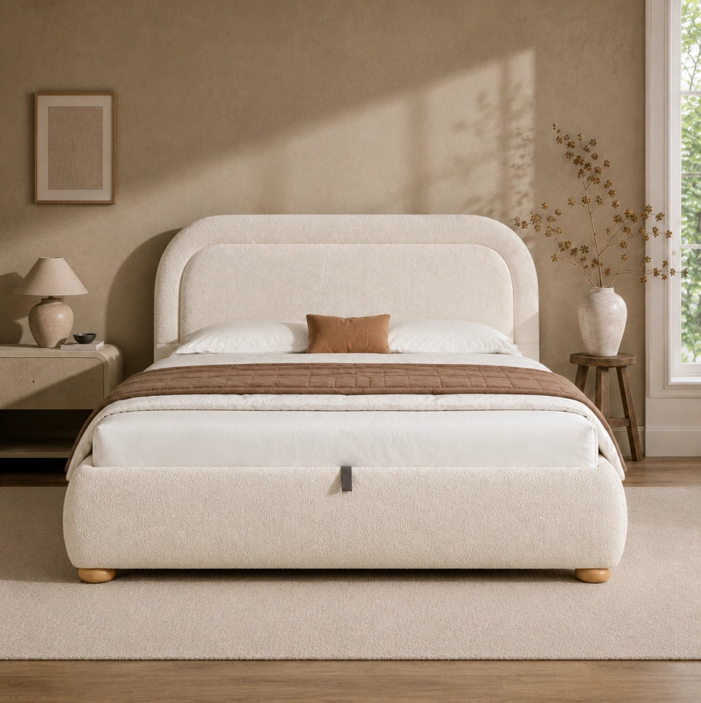 Letto matrimoniale contenitore 140x200 cm in bouclé beige con rete a doghe HOMVRA
