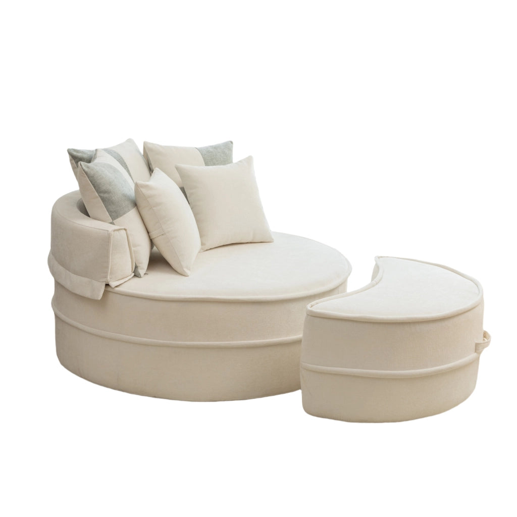 Poltrona rotonda a 1 posto con ottomana e 5 cuscini in ciniglia beige imbottita in schiuma per soggiorno e camera