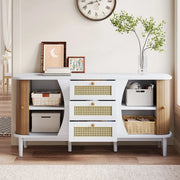Credenza bianca e color legno con 3 cassetti in rattan