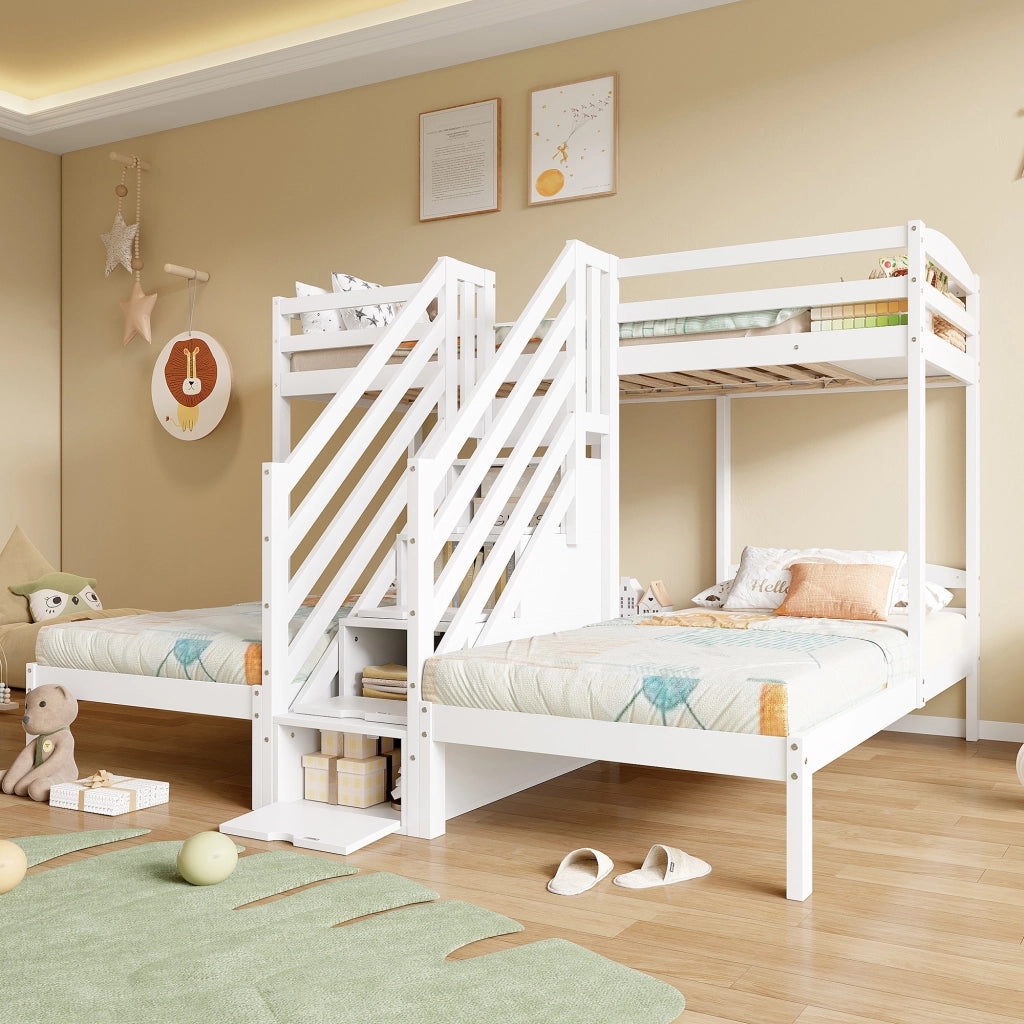 Letto a castello a tre letti 90 × 200 cm in legno di pino e MDF bianco con scala contenitore e sponde