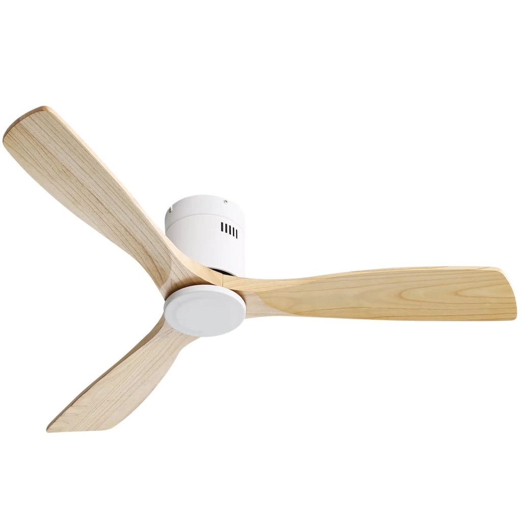 Ventilatore da soffitto bianco con 3 pale in legno, motore DC reversibile e telecomando