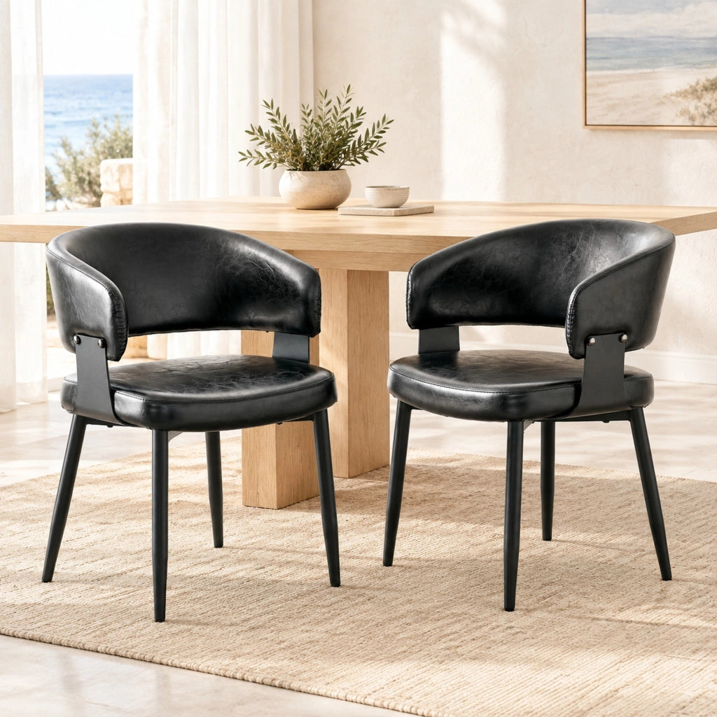 Sedia da pranzo con braccioli in PU nero e schienale decorato