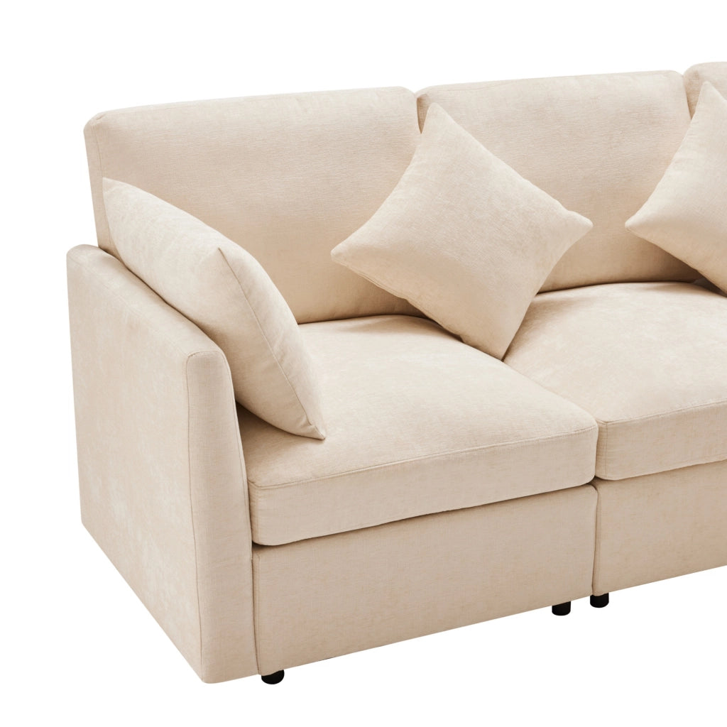 Divano angolare modulare L a 3 posti con pouf mobile e 4 cuscini in tessuto chenille beige, 216x161x81 cm