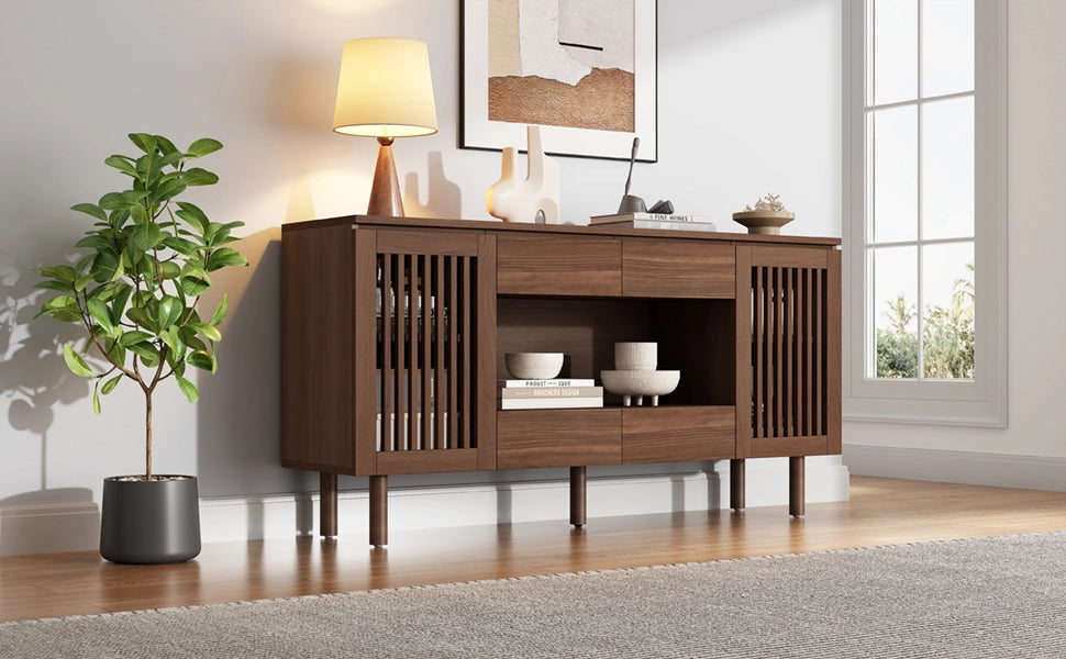 Credenza soggiorno color noce 140 x 35 x 71 cm con 4 cassetti e 2 ante a doghe; MDF e gambe in legno massello
