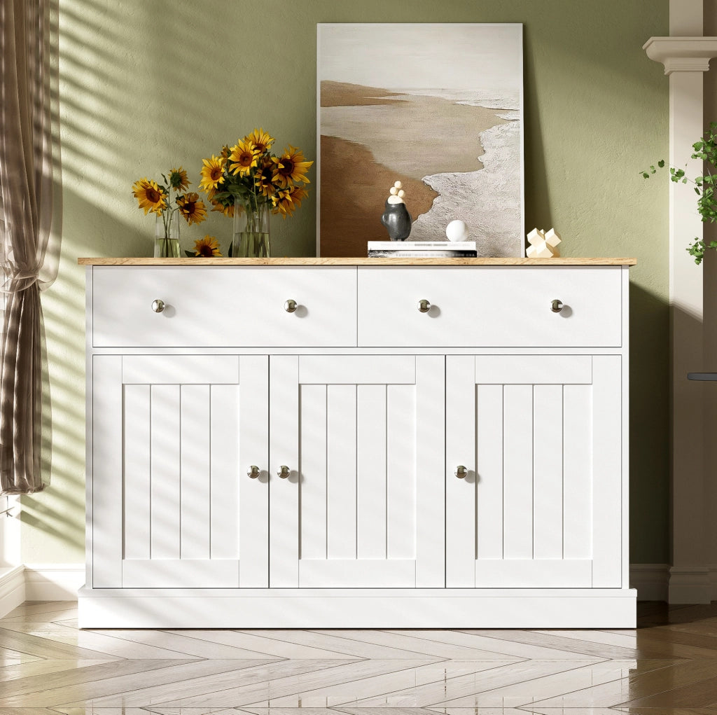 Credenza elegante con ampia capienza