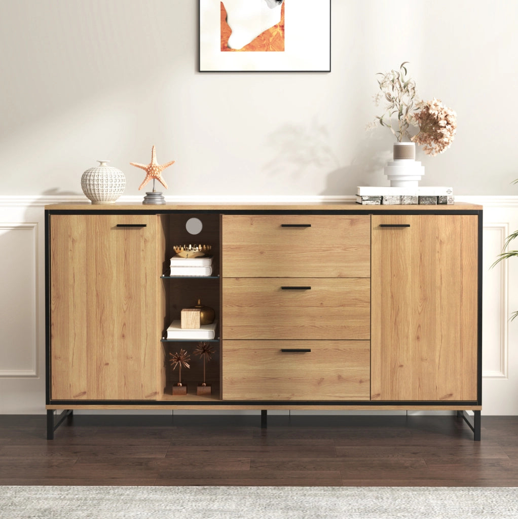 Credenza moderna con LED e ampio spazio contenitivo