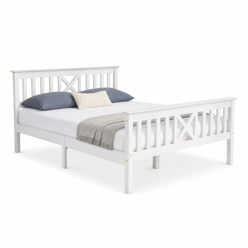 Letto matrimoniale in legno massiccio di pino bianco 140x200 cm con rete a doghe e testiera a X