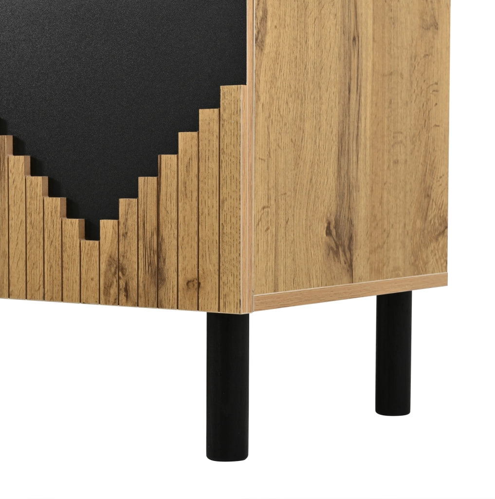 Mobile contenitore con 4 ante push-open 140x40x70 cm in MDF e truciolare; naturale e nero