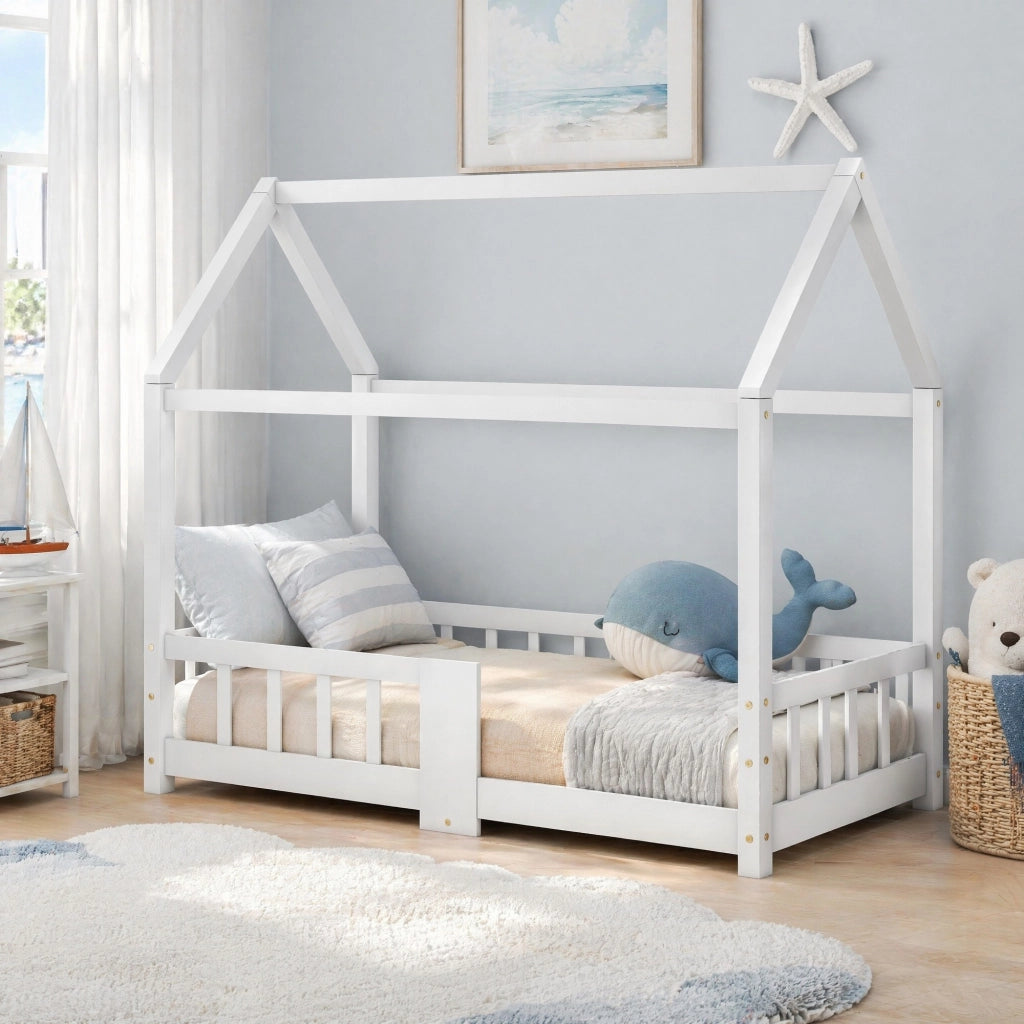 Letto a casetta per bambini 90 x 200 cm in pino bianco con lavagna e sponde