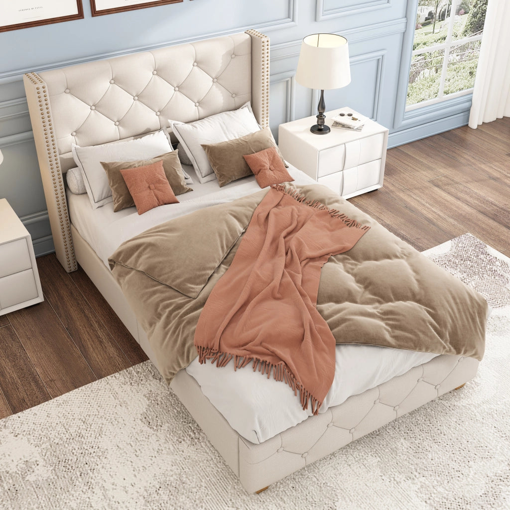Letto singolo imbottito 90 × 200 cm con rete a doghe testiera in lino beige bottoni rivetti e gambe in legno