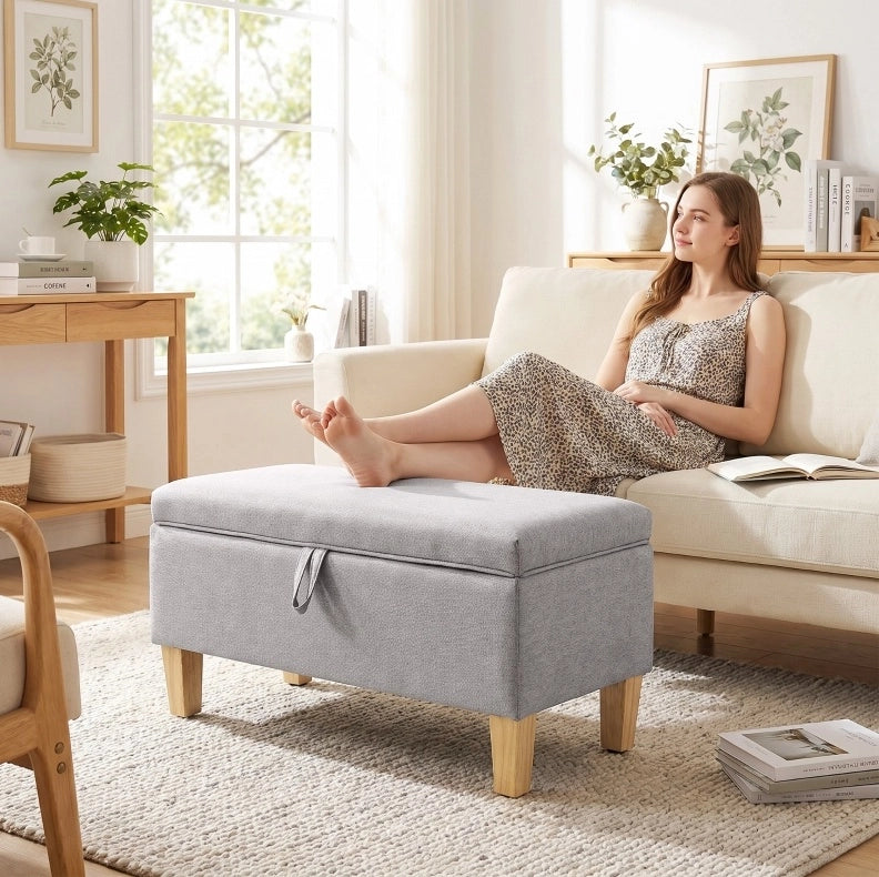 Panca contenitore imbottita in tessuto effetto lino grigio chiaro con gambe in legno di gomma