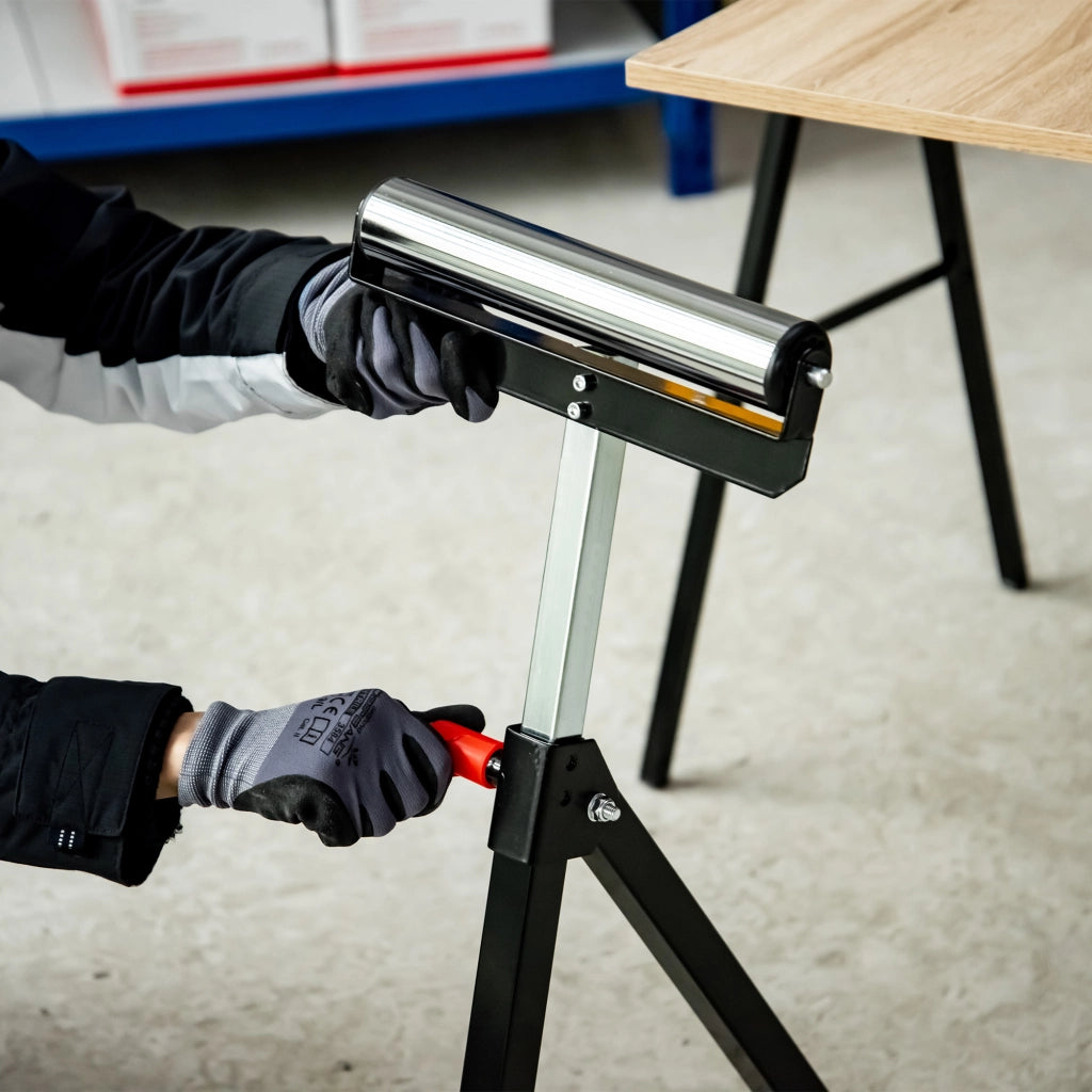 Tavolo da lavoro pieghevole con rullo ¨C Minimal ¨C Nero, 68-110 cm