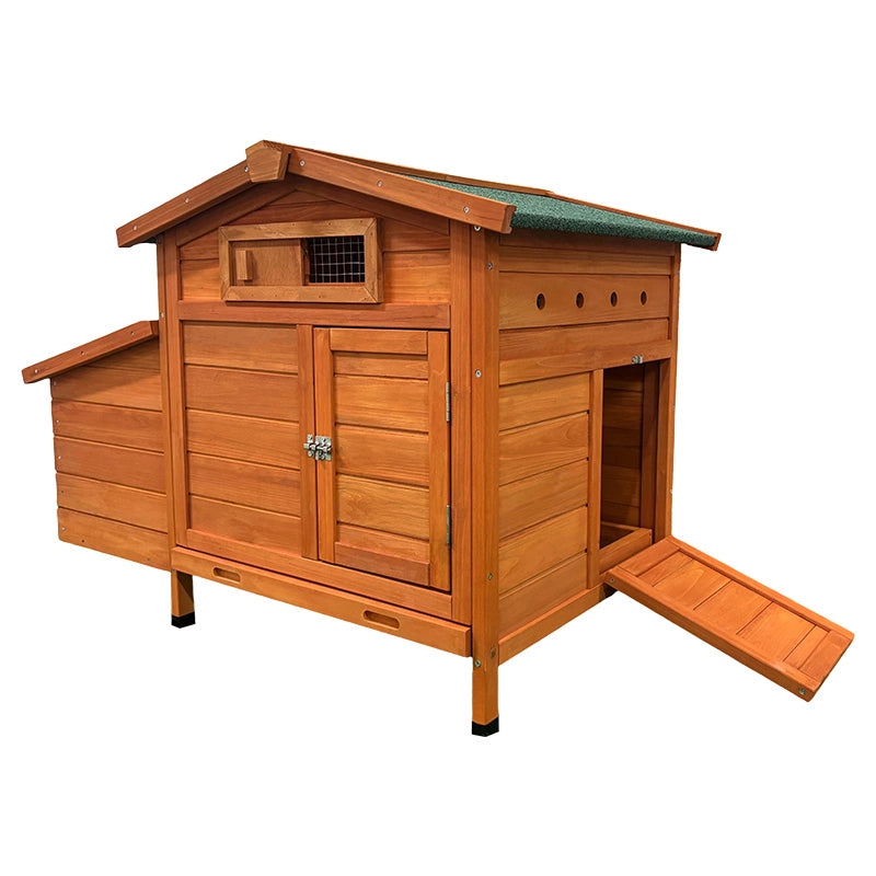 Pollaio su palafitte ¨C Minimal ¨C in legno, facile da pulire