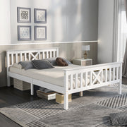 Letto matrimoniale in legno massiccio di pino bianco 140x200 cm con rete a doghe e testiera a X