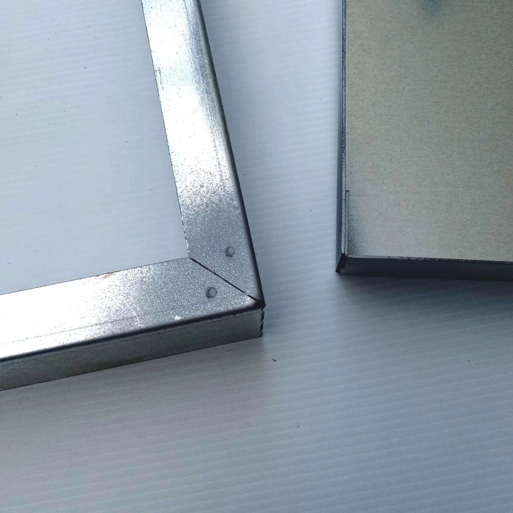 Sigillo 230 x 230 x h 50mm chiusino di lamiera zincata leggero da riempimento