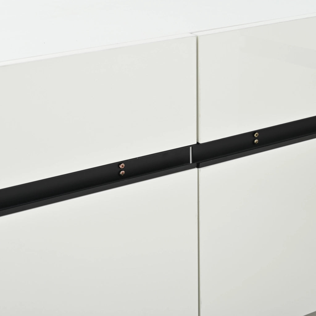 Mobile porta TV bianco da 180 cm con quattro ante