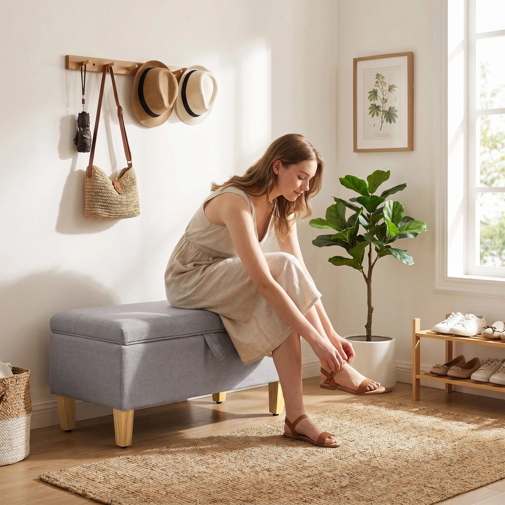 Poltrona con pouf e contenitore ¨C Minimal ¨C Grigio chiaro