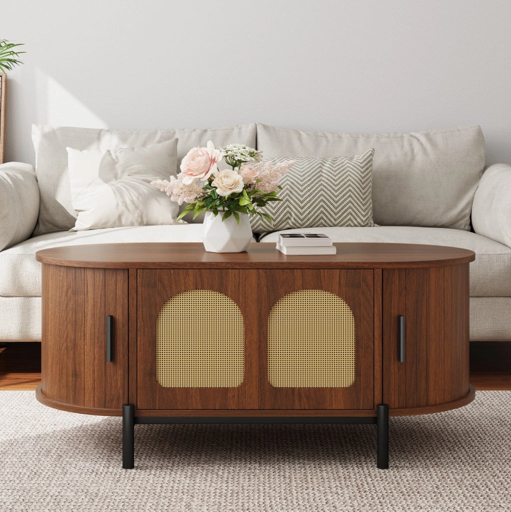 Tavolino da salotto ovale 100x50 cm con ante scorrevoli in rattan color noce HOMVRA