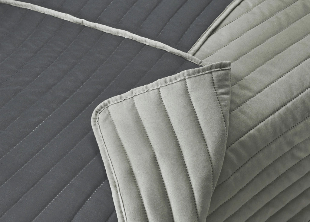 Copridivano Antimacchia Trapuntato Modello Sofà Grigio Chiaro-Grigio Scuro - 2 Posti - Grigio Ch-grigio Sc