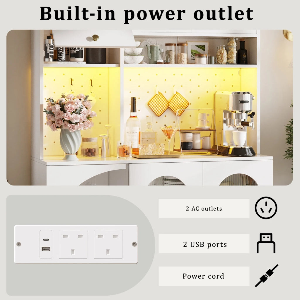 Mobile laterale moderno bianco con illuminazione LED, prese USB e elettriche. Armadio alto per cucina e soggiorno con pannello forato, cassetto e ripiani in vetro.