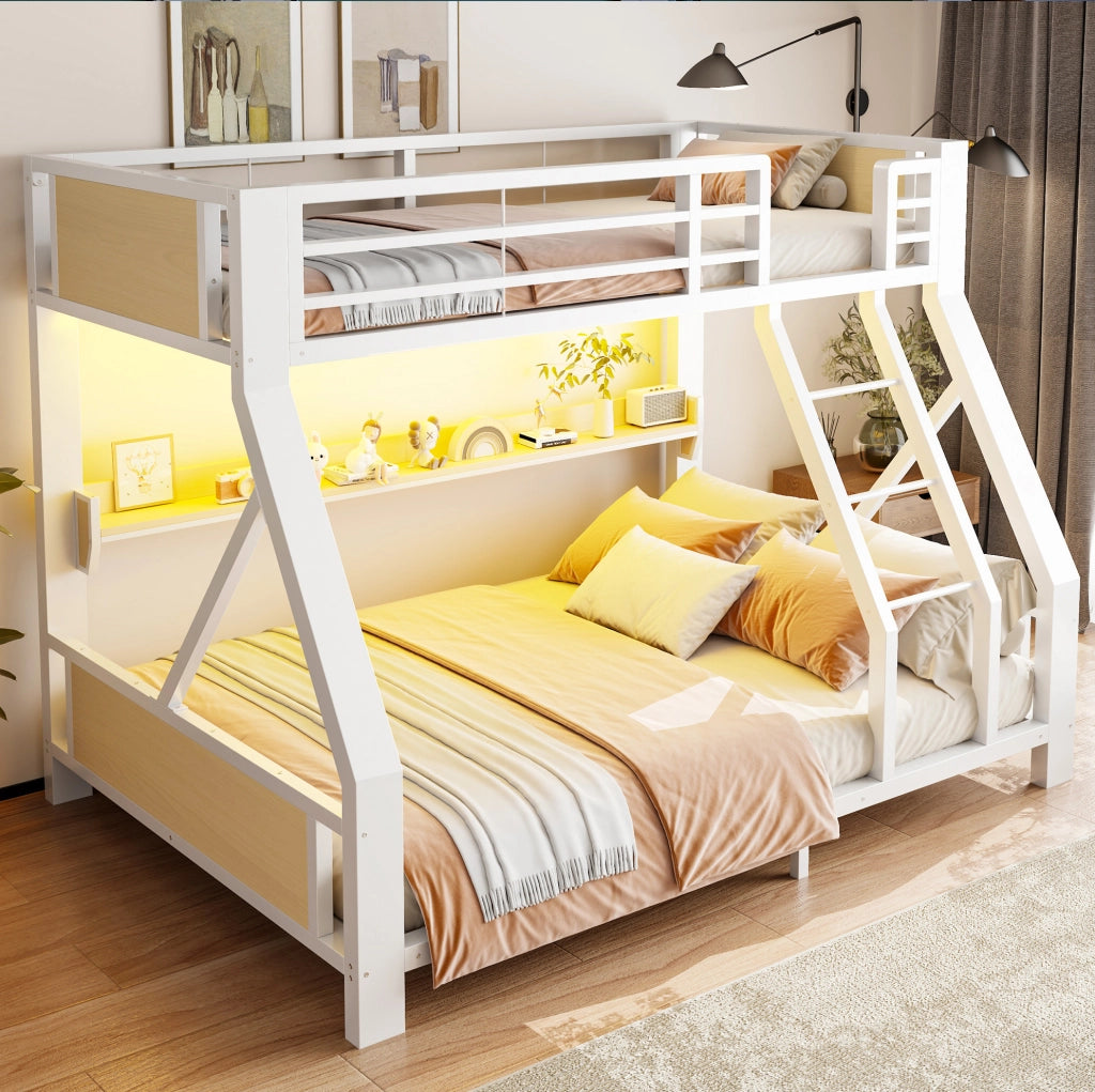 Letto a Castello in Metallo e Legno con LED e Ripiano 90 x 200/140 x 200 cm Bianco - Senza Materasso