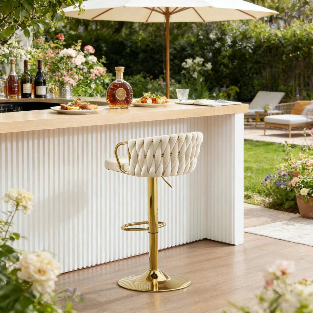 Sgabello da Bar Regolabile in Altezza con Rivestimento in Velluto Cremoso, Design Ergonomico e Base Metallica