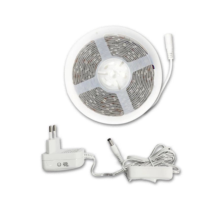 KIT STRISCIA LED 5 MT 24W 12V 2100 LM RGB