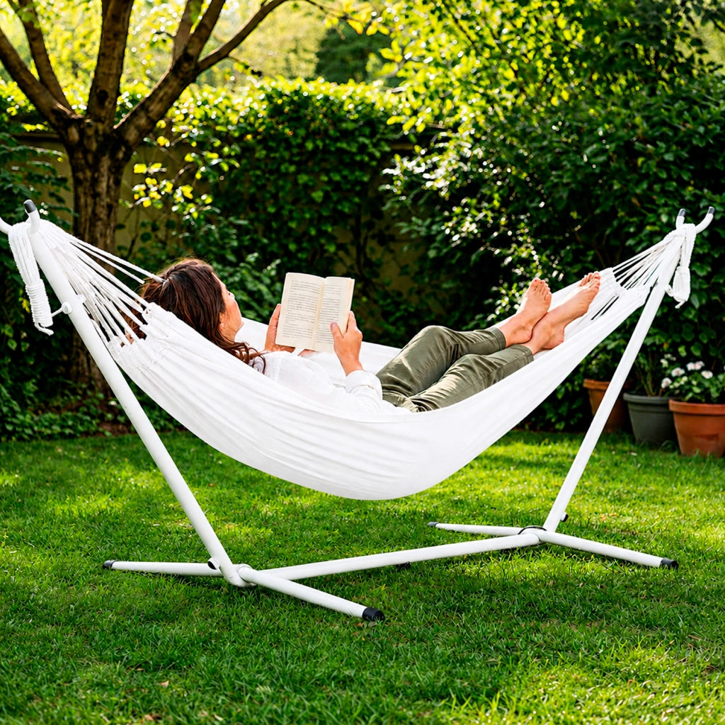 Amaca Brasiliana Con Supporto In Acciaio Altezza Regolabile Telo Cotone Da Esterno Per Giardino Balcone Piscina 100 x 110 x 265 Cm Bianco