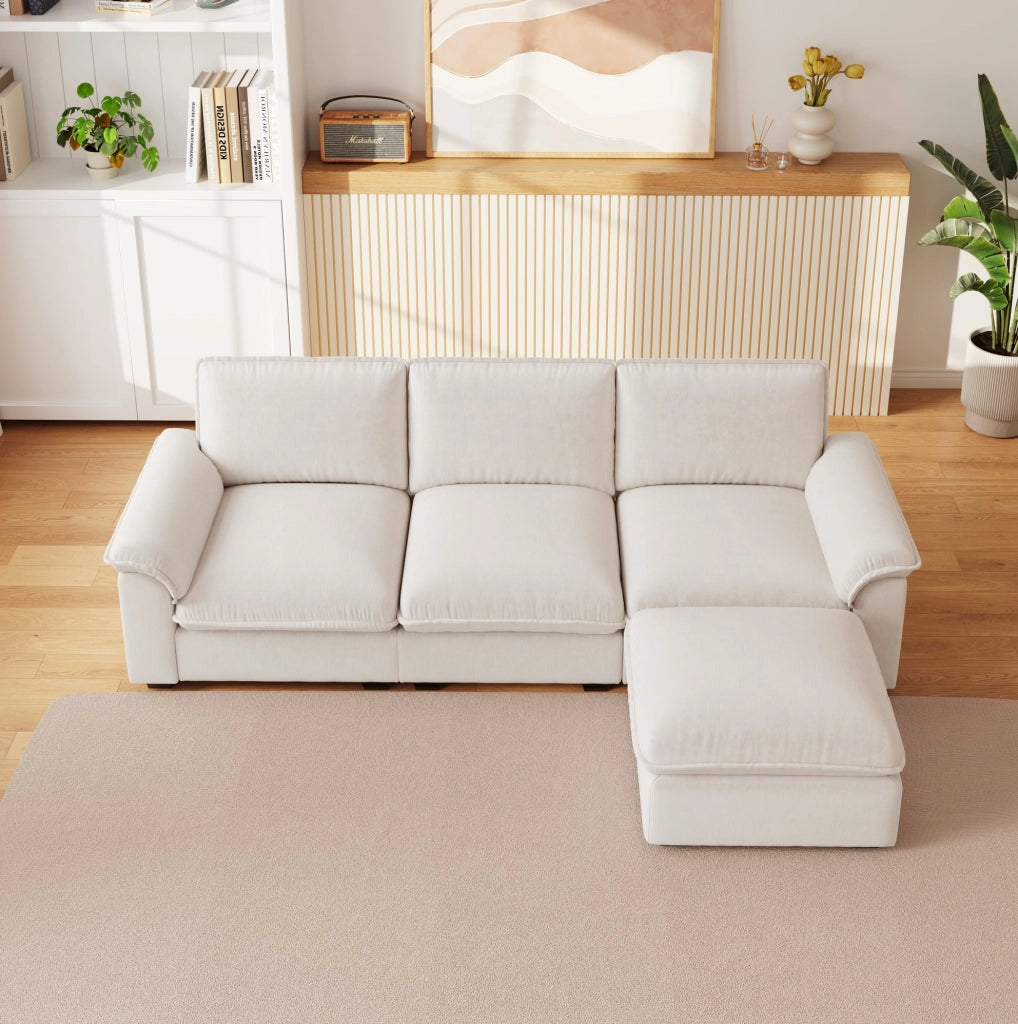 Divano modulare a L Cloud in tessuto chenille beige, 4 posti con pouf e braccioli