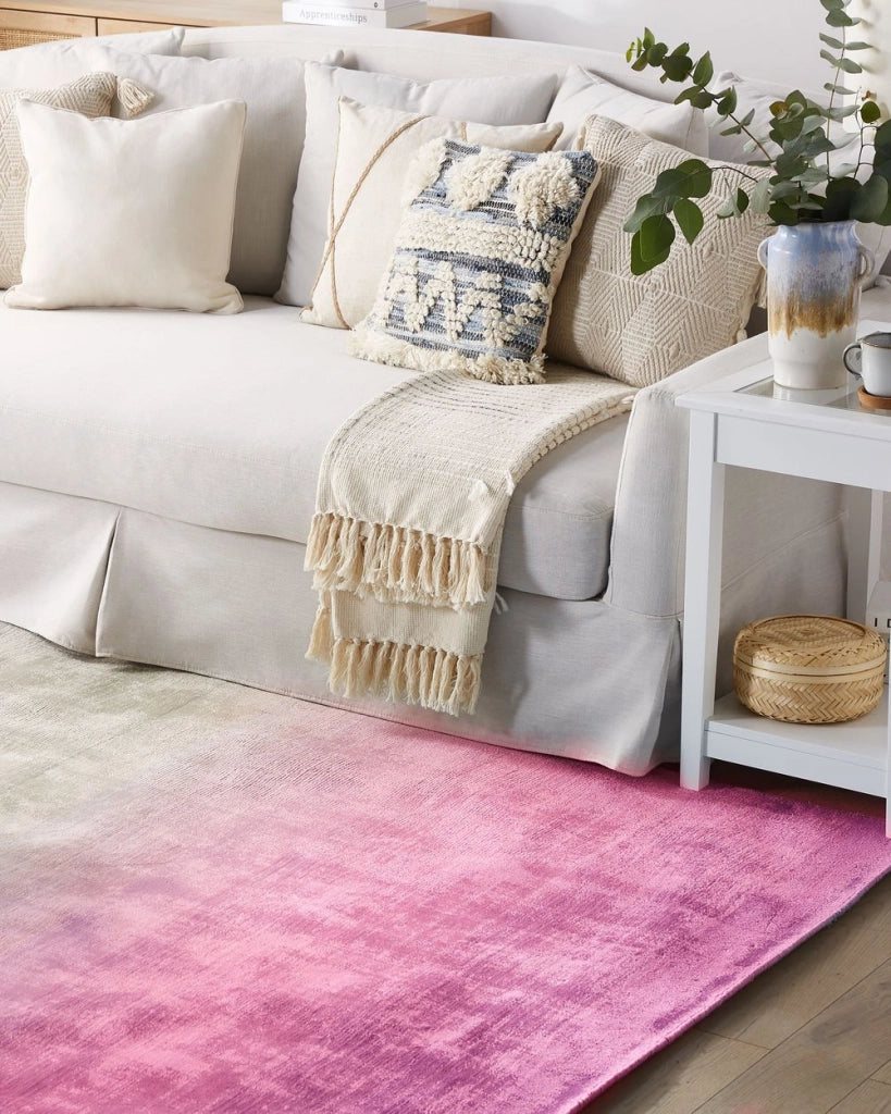 Tappeto Grigio con Rosa 140 x 200 cm Effetto Ombre Viscosa Soggiorno Moderno