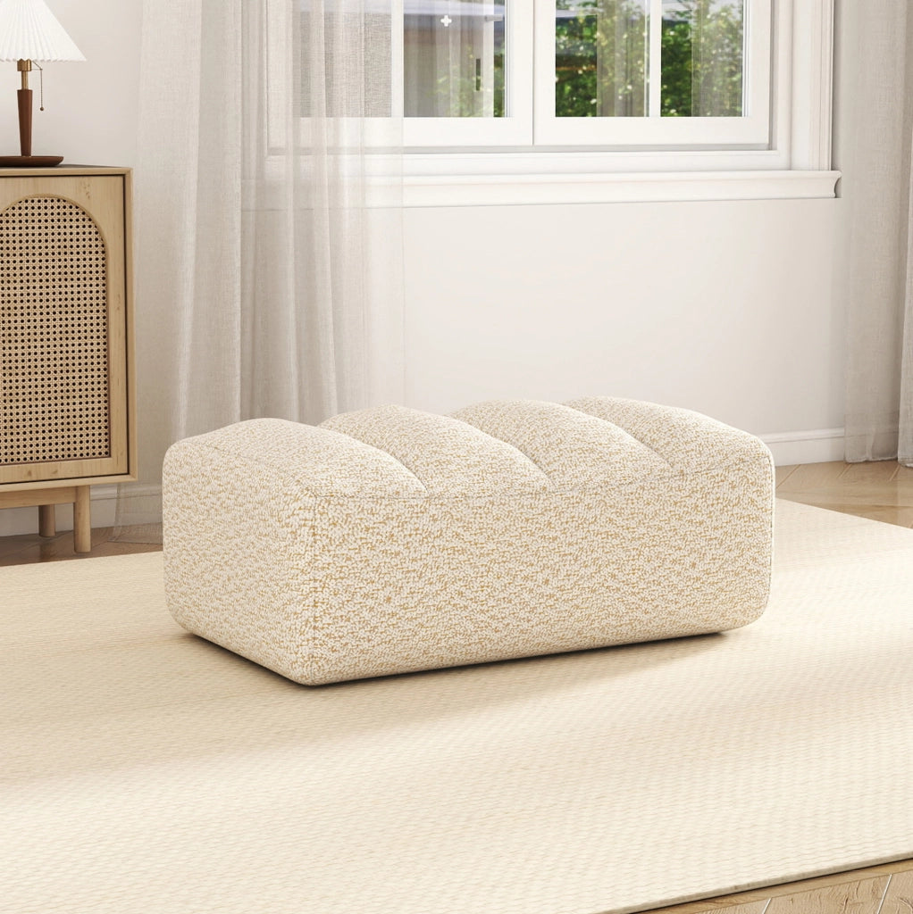 Divano modulare con ottomana in fleece beige e bianco