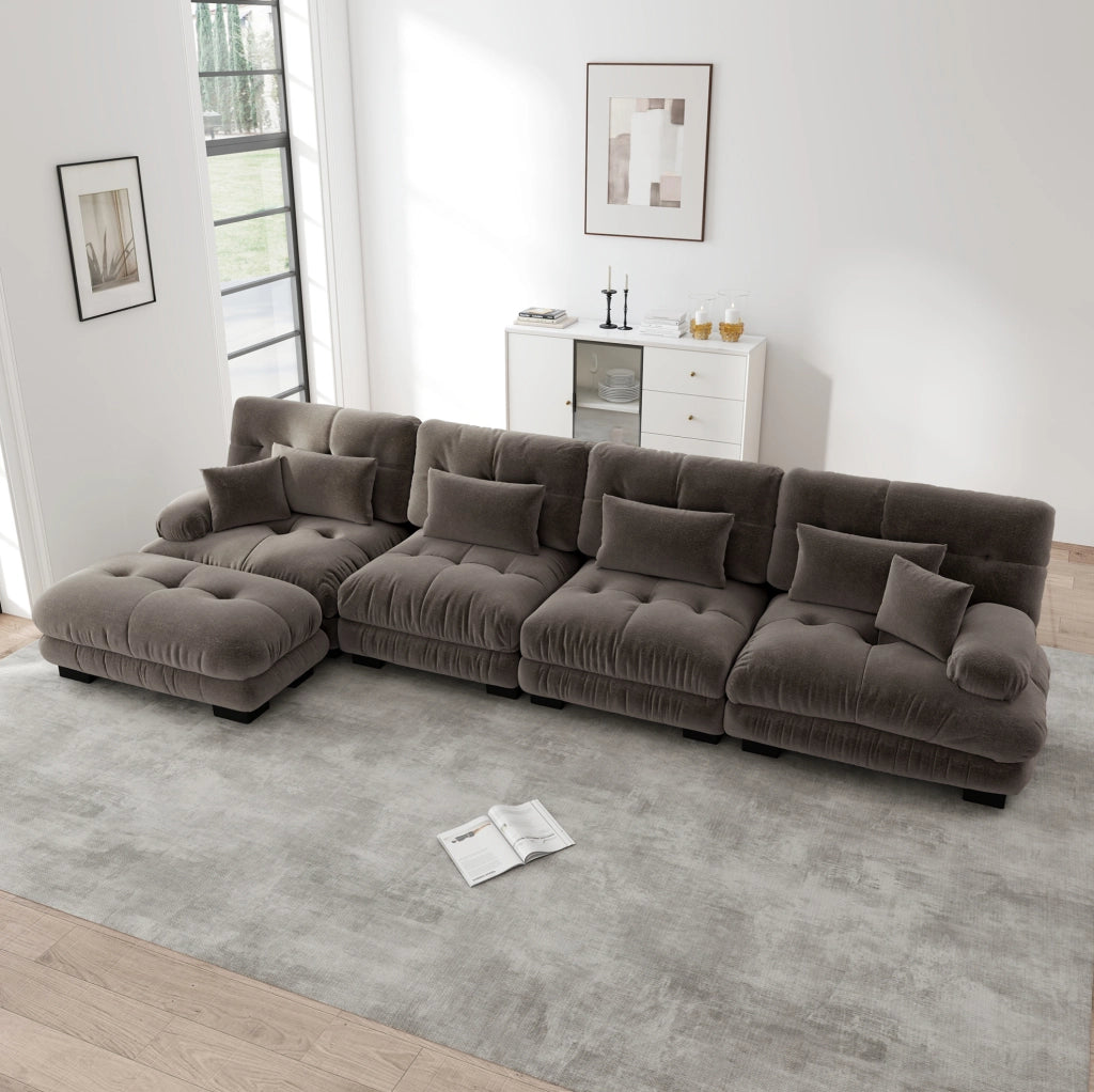 Set di divani modulari in ciniglia marrone con ottomane mobili