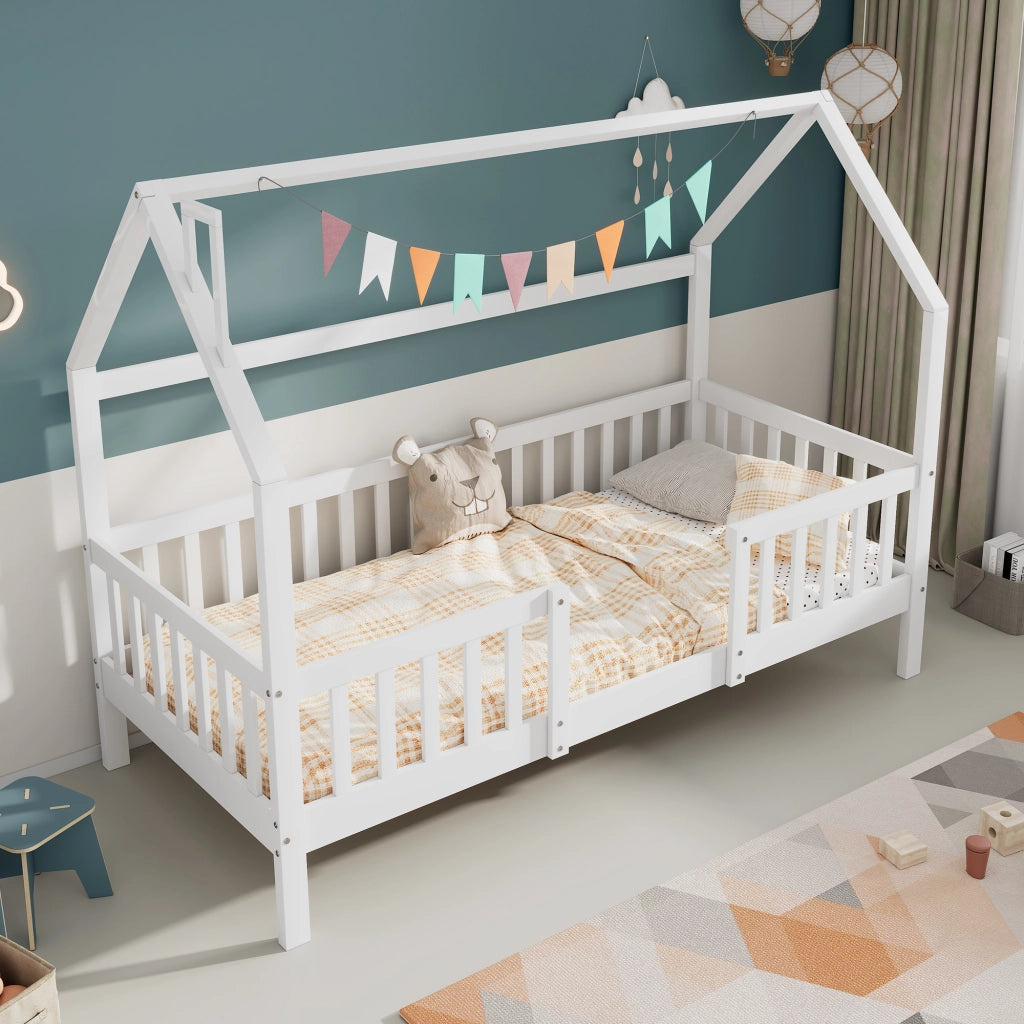 LETTO a casetta con tetto e recinto 90x200 cm in legno di pino bianco