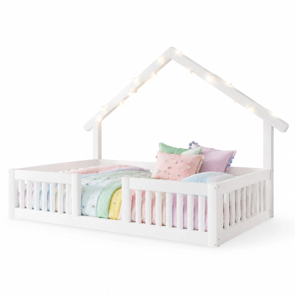 Desviae Letto per bambini a casetta 90 × 200 cm con sponde di sicurezza e LED a luce calda in legno bianco