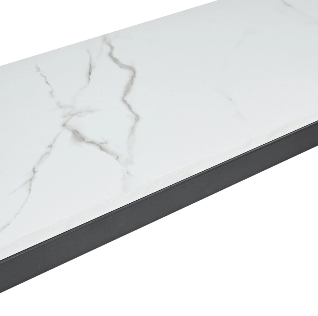Tavolo Consolle Moderno con 2 Ripiani, Effetto Marmo Bianco, Struttura in Metallo Nero, L123.5 x P33.5 x H80 cm