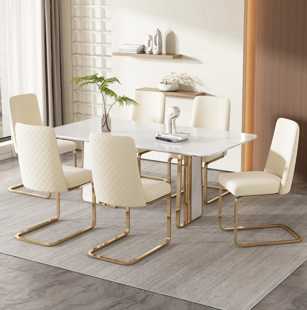 Set di 4 sedie da pranzo in velluto beige con schienale a rombi e gambe in metallo