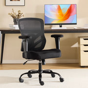 Sedia da ufficio ergonomica nera in tessuto e rete con supporto lombare regolabile